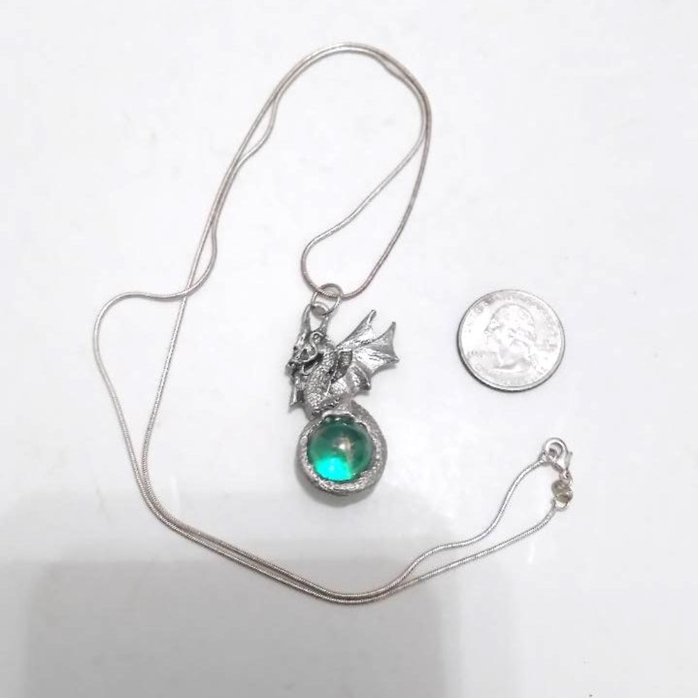 Dragon pendant necklace